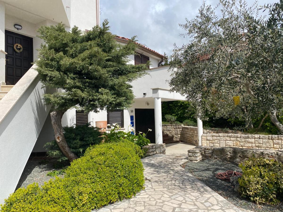 Apartments Lodra Pula Exterior foto